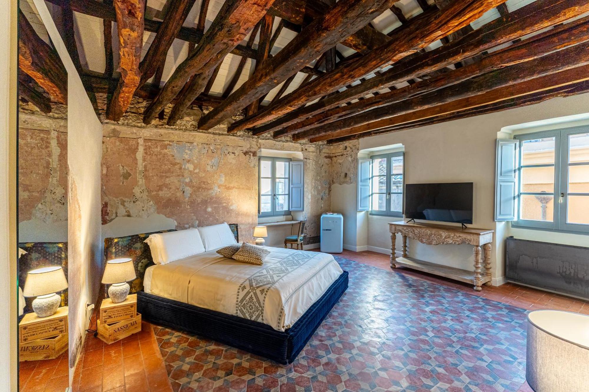 Отель Palazzo Boyl 1840 Кальяри Экстерьер фото